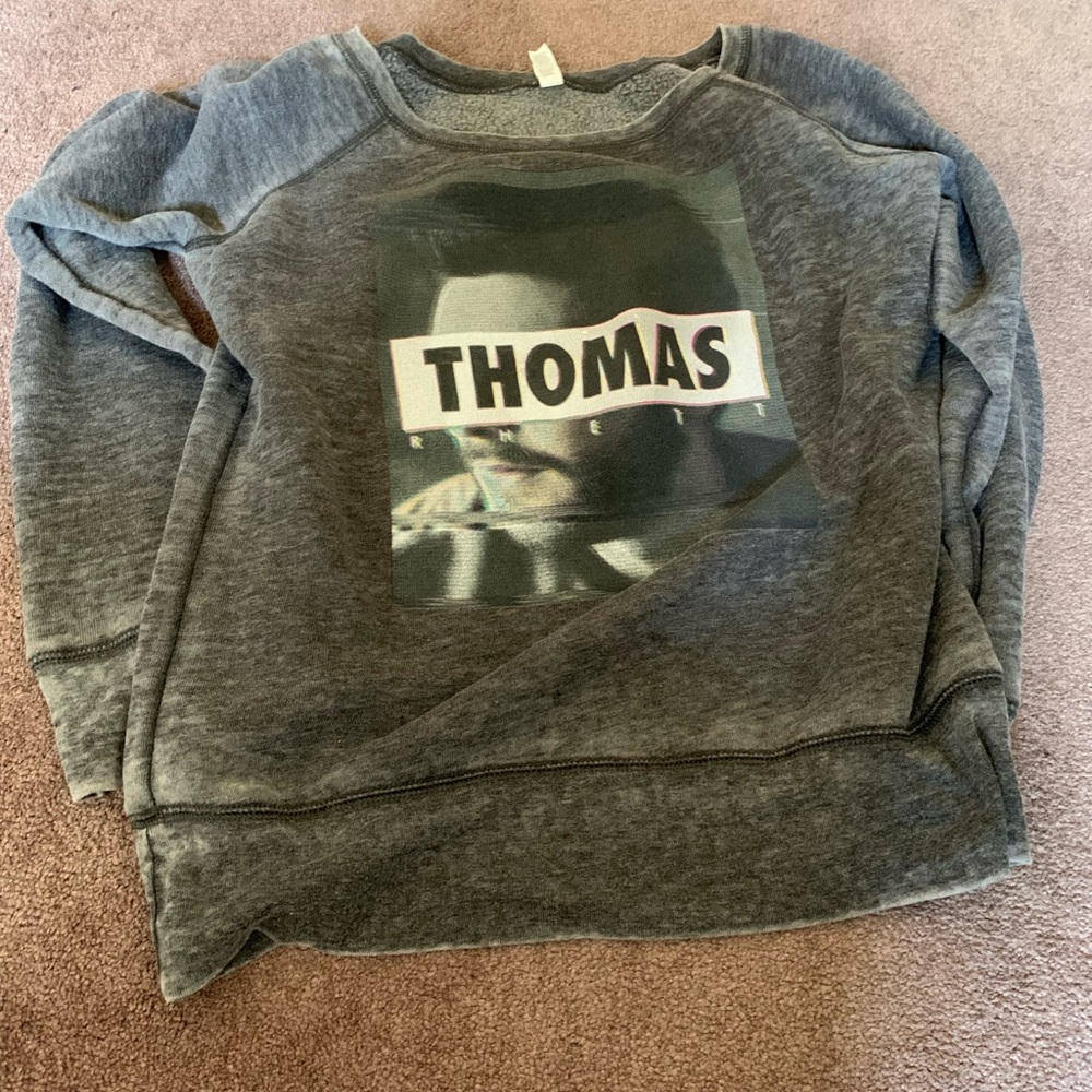 Thomas Rhett off the shoulder sweatshirt